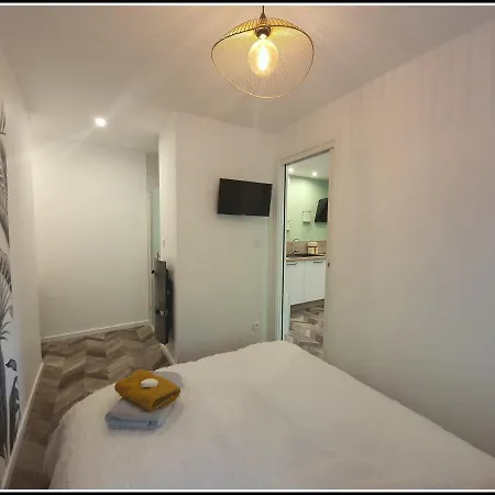 Le Retro Appartement Eloyes Buitenkant foto